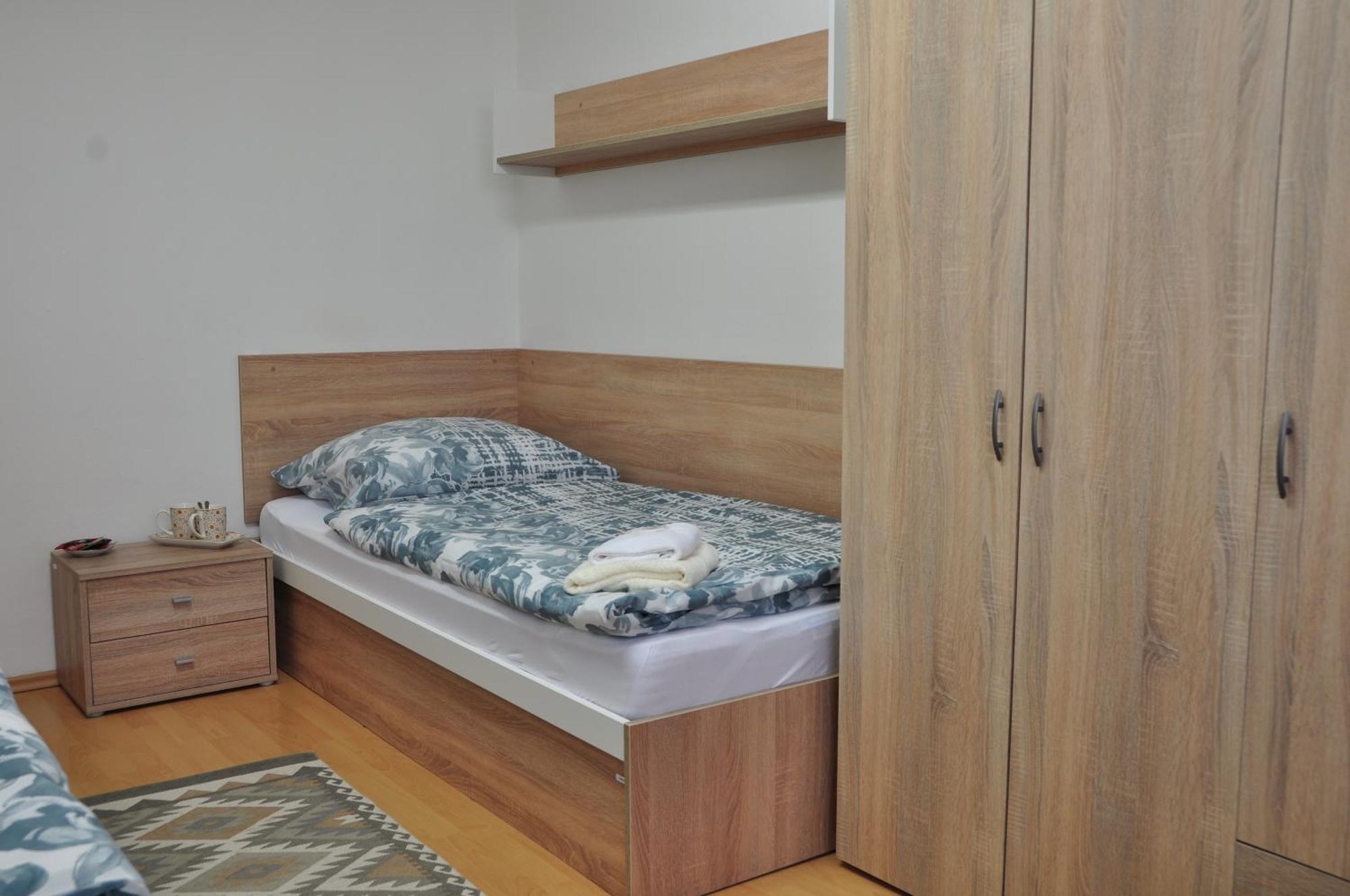 Skolsky Internat Medicka 2 Hotel Košice Eksteriør billede